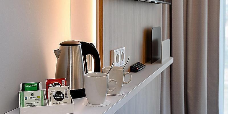 Holiday Inn Express Cambridge West - Cambourne By Ihg Zewnętrze zdjęcie