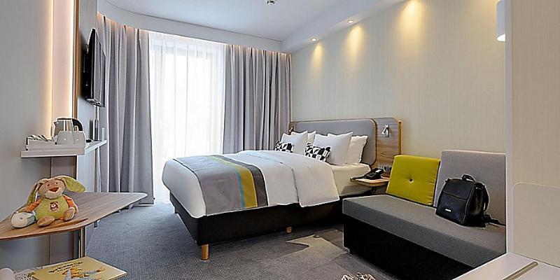 Holiday Inn Express Cambridge West - Cambourne By Ihg Zewnętrze zdjęcie