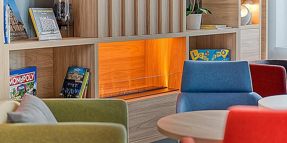Holiday Inn Express Cambridge West - Cambourne By Ihg Zewnętrze zdjęcie